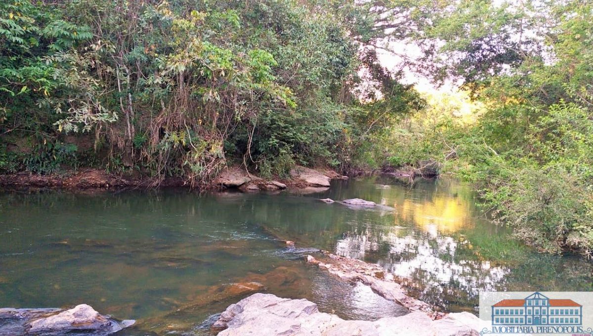 Cachoeira Corumbá de GoiásImobiliária Pirenópolis - Pirenópolis - Goiás - Brasil